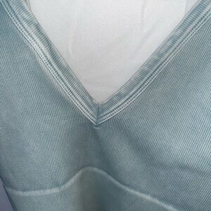 NIkibiki vintage teal top OS seamless